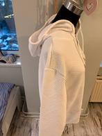 Crème/wit Manfinity huispak - Zo goed als nieuw, Ophalen of Verzenden, Zo goed als nieuw, Wit