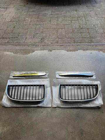 Bmw e90 nieren chroom beschikbaar voor biedingen