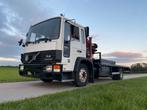 Volvo fl614 oprijwagen met kraan, Auto's, Euro 2, Achterwielaandrijving, Cruise Control, Wit