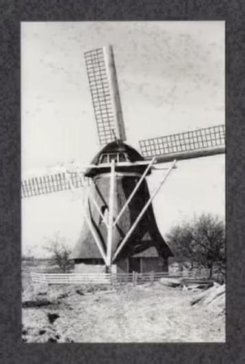 Foto Makkum Beilen Molen. beschikbaar voor biedingen