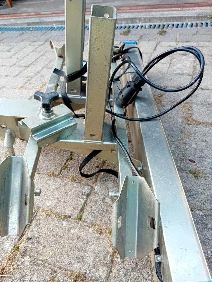 fietsendrager, Auto diversen, Fietsendragers, Gebruikt, Trekhaakdrager, 2 fietsen, Ophalen