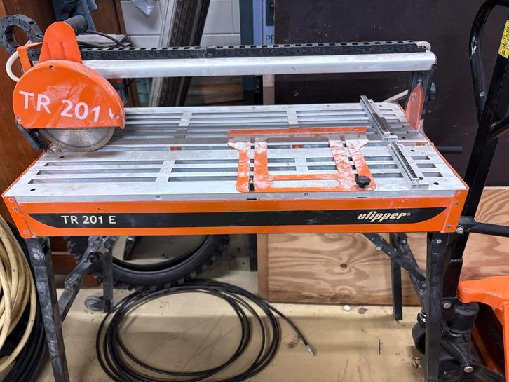 Clipper TR 201 E Tegelzaag, Doe-het-zelf en Verbouw, Gereedschap | Zaagmachines, Zo goed als nieuw, Overige typen, Minder dan 600 watt