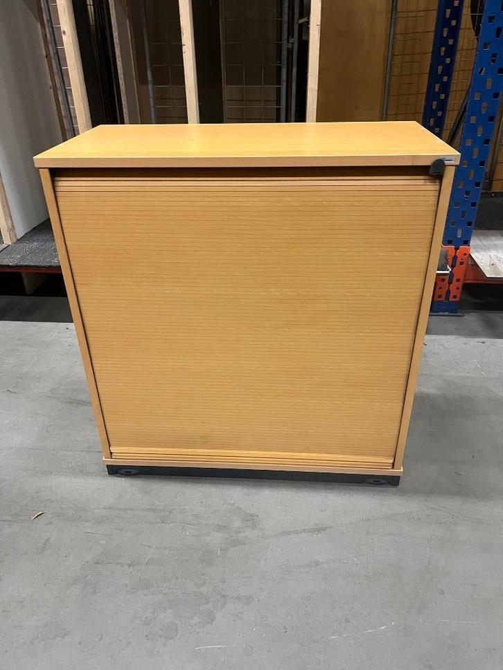 Kinnarps Roldeurkasten / garage kast/ kast 80x41xH85 cm, 1st, Huis en Inrichting, Kasten | Roldeurkasten en Archiefkasten, Gebruikt