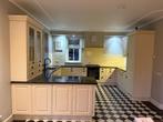 Grote complete landelijke keuken incl A klasse apparatuur, Ophalen, Hoekkeuken, Graniet of Steen, Zo goed als nieuw