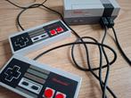 Nintendo, Spelcomputers en Games, Spelcomputers | Nintendo NES, Ophalen of Verzenden, Zo goed als nieuw, Met 2 controllers
