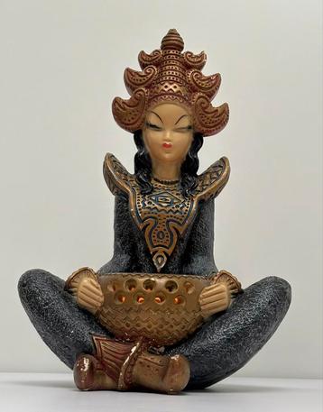 By Alex, MDMG Studio MG Tretchikoff lady lamp Balinese godin beschikbaar voor biedingen