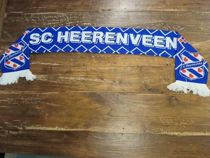 sc Heerenveen sjaal, Verzamelen, Sportartikelen en Voetbal, Zo goed als nieuw, Vaantje of Sjaal, Overige binnenlandse clubs, Ophalen of Verzenden