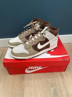 Nike Dunk High Chocolate EU 45.5, Kleding | Heren, Schoenen, Nieuw, Ophalen of Verzenden, Sneakers of Gympen, Nike