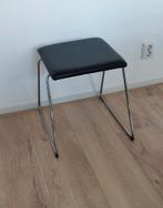 Bauhaus design krukje. Moederdagtip, Huis en Inrichting, Krukjes, Ophalen, Zo goed als nieuw