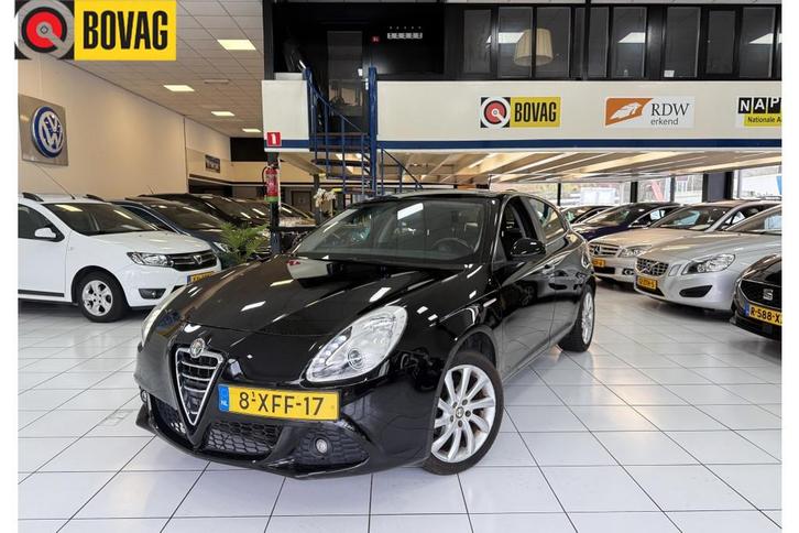 Alfa Romeo Giulietta 1.4 T Distinctive Bovag Garantie Airco, Auto's, Alfa Romeo, Bedrijf, Te koop, Giulietta, ABS, Airbags, Airconditioning