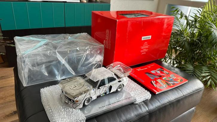 1:18 MiniChamps Art Car 1976 BMW 3.0 CSL Turbo Frank Stella, Hobby en Vrije tijd, Modelauto's | 1:18, Nieuw, Auto, MiniChamps
