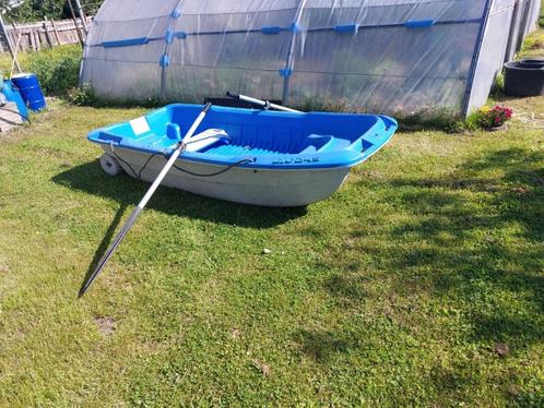 Bic 245  met motor, Watersport en Boten, Kano's, Gebruikt, Overige typen, Drie personen of meer, Ophalen