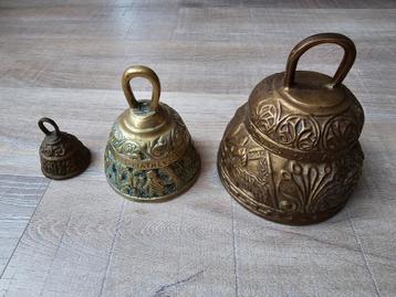 2 antieke zeldzame bronzen bellen uit verzameling €65 beschikbaar voor biedingen
