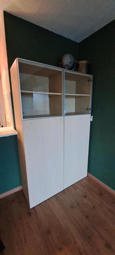 Ikea kast TEAB, Huis en Inrichting, Kasten | Vitrinekasten, Zo goed als nieuw, 100 tot 150 cm, 25 tot 50 cm, Met deur(en), Met plank(en)