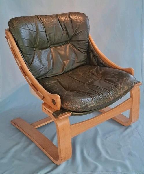 Iconische Åke Fribytter "Krona" Loungestoel, Huis en Inrichting, Fauteuils, Zo goed als nieuw, Hout, Leer, Stof, Minder dan 50 cm