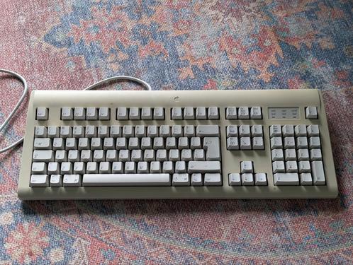 Apple Design Keyboard M2980, Computers en Software, Toetsenborden, Zo goed als nieuw, Qwerty, Bedraad, Ophalen of Verzenden