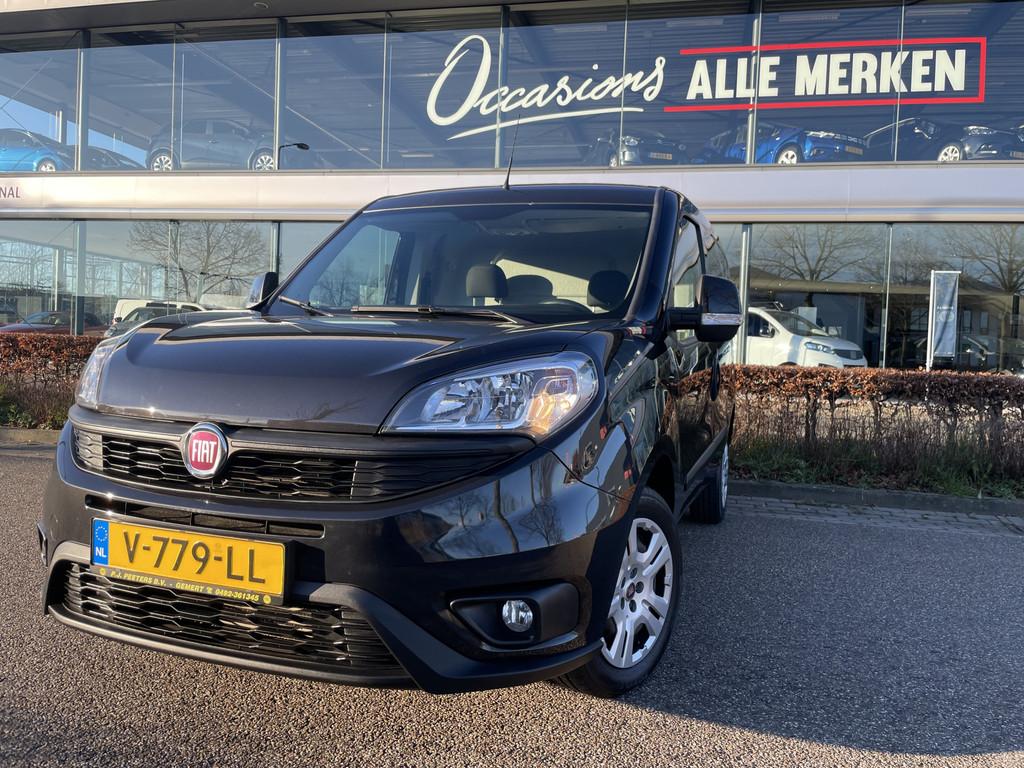 Fiat Doblò Cargo 1.6 MJ L1H1 SX Airco - Bluetooth - Parkeer, Voorwielaandrijving, Stof, Gebruikt, 4 cilinders