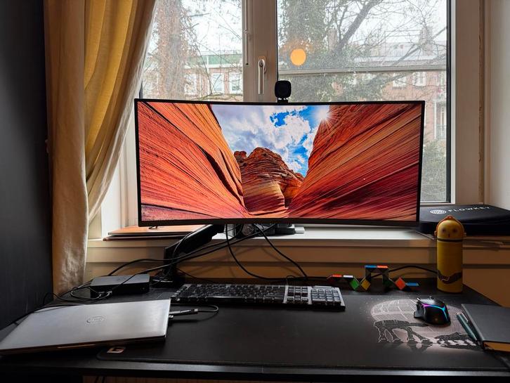 Dell D6000 Docking Station - Uitstekend!, Computers en Software, Dockingstations, Gebruikt, Docking station, Laptop, Ophalen of Verzenden