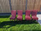 4 rood met zwarte stoelen, Huis en Inrichting, Stoelen, Ophalen, Kunststof, Overige kleuren, Zo goed als nieuw