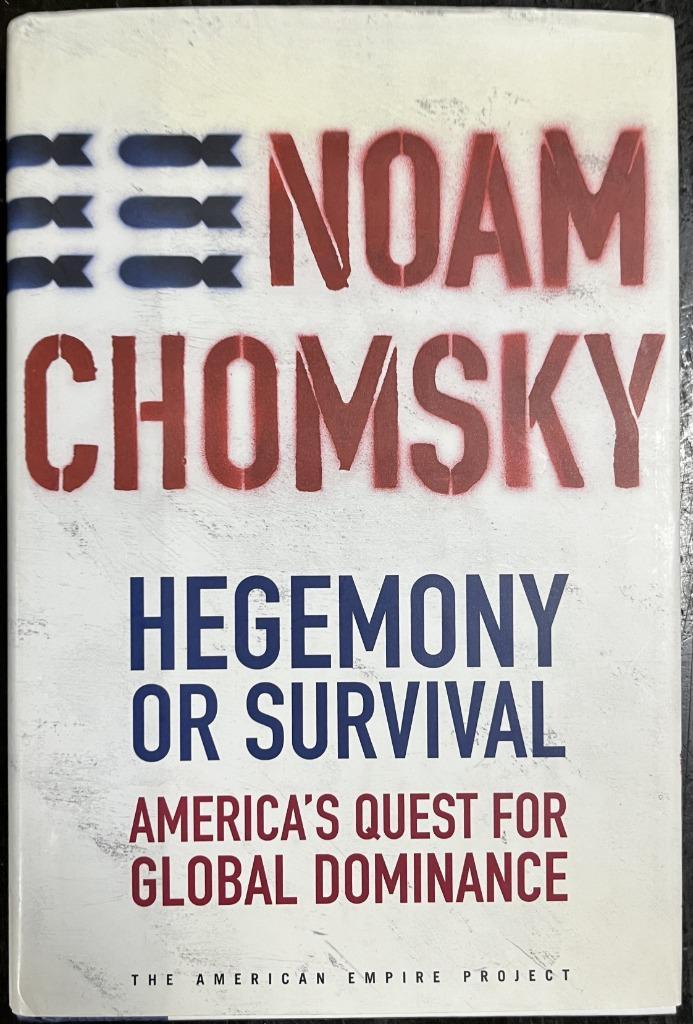 Hegemony or Survival by Noam Chomsky, Boeken, Politiek en Maatschappij, Gelezen, Politiek en Staatkunde, Wereld, Ophalen of Verzenden