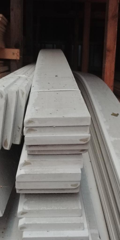 Mdf plinten gegrond 9cm br. en andere maten	€2,80, Doe-het-zelf en Verbouw, Plinten en Afwerking, Nieuw, Plinten, Mdf, 250 cm of meer