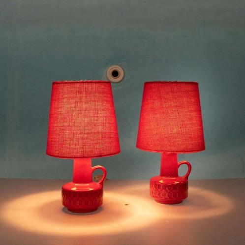 Space age tafellamp keramiek l seventies red table lamp, Huis en Inrichting, Lampen | Tafellampen, Zo goed als nieuw, Minder dan 50 cm