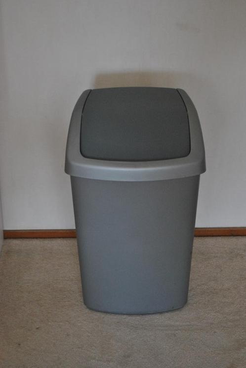 Prullenbakje, 67 bij 39 bij 33 cm, Huis en Inrichting, Woonaccessoires | Prullenbakken, Gebruikt, 50 tot 75 cm, Ophalen of Verzenden