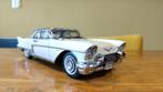 Cadillac Eldorado Brougham - 1957 - Sun star, Hobby en Vrije tijd, Modelauto's | 1:18, Ophalen of Verzenden, Gebruikt, Auto, Sun Star