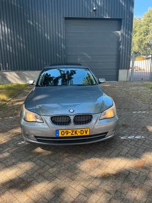 BMW 5-Serie 2.5 I 523 AUT 2008 Grijs, Auto's, BMW, Particulier, 5-Serie, Benzine, Euro 4, B, Sedan, Automaat, Origineel Nederlands