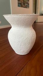witte vaas urban nature culture helemaal nieuw, Huis en Inrichting, Woonaccessoires | Vazen, Overige materialen, Wit, Ophalen of Verzenden