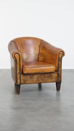 Vintage schapenleren clubfauteuil met siernagels, Huis en Inrichting, Fauteuils, Ophalen, Gebruikt, ., .