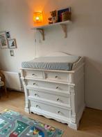 babykamer: Ledikant en commode, Ophalen, Gebruikt, Eenpersoons, Brocante, klassiek