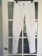 Witte jeans. Wit. Spijkerbroek. Jeans. Nieuw. Maat 40. Dames, Ophalen of Verzenden, Nieuw, Wit, W30 - W32 (confectie 38/40)