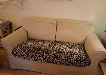 Ikea ektorp twee en driezitsbank met zandkleurige hoes. - afbeelding 3