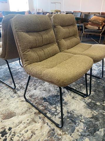 4 retro stijl ongebruikte eetkamer stoelen! beschikbaar voor biedingen