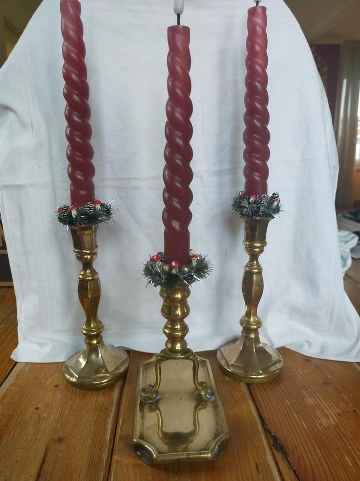 Geelkoper, messing kandelaars, zware mooie uitvoering., Antiek en Kunst, Antiek | Kandelaars, Koper of Brons, Ophalen of Verzenden