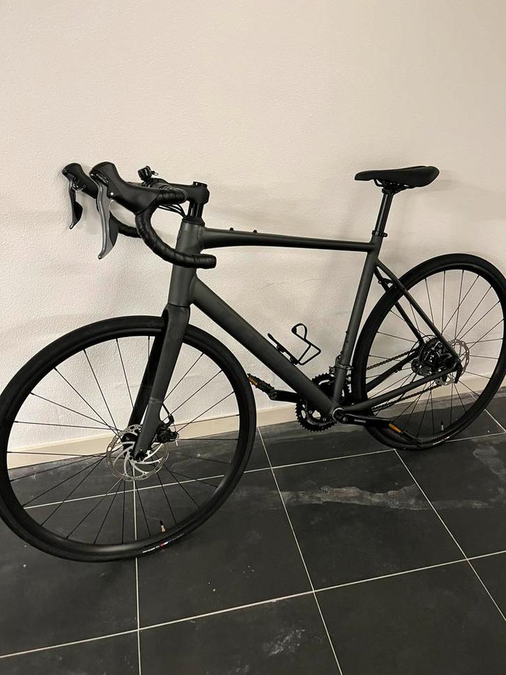 Trek Domane AL 2  Gen 4. 58 inch Nieuw, Fietsen en Brommers, Fietsen | Racefietsen, Nieuw, Heren, Overige merken, Meer dan 20 versnellingen