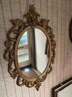Sierlijke spiegel met gouden rand, Antiek en Kunst, Antiek | Spiegels, Ophalen of Verzenden, Ovaal, 50 tot 100 cm, Minder dan 100 cm
