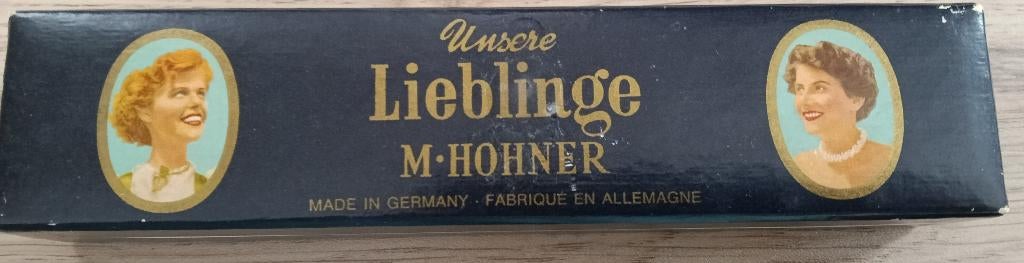 Hohner  Mondharmonica's, Muziek en Instrumenten, Blaasinstrumenten | Mondharmonica's, Gebruikt, C-mondharmonica, Met koffer of doosje