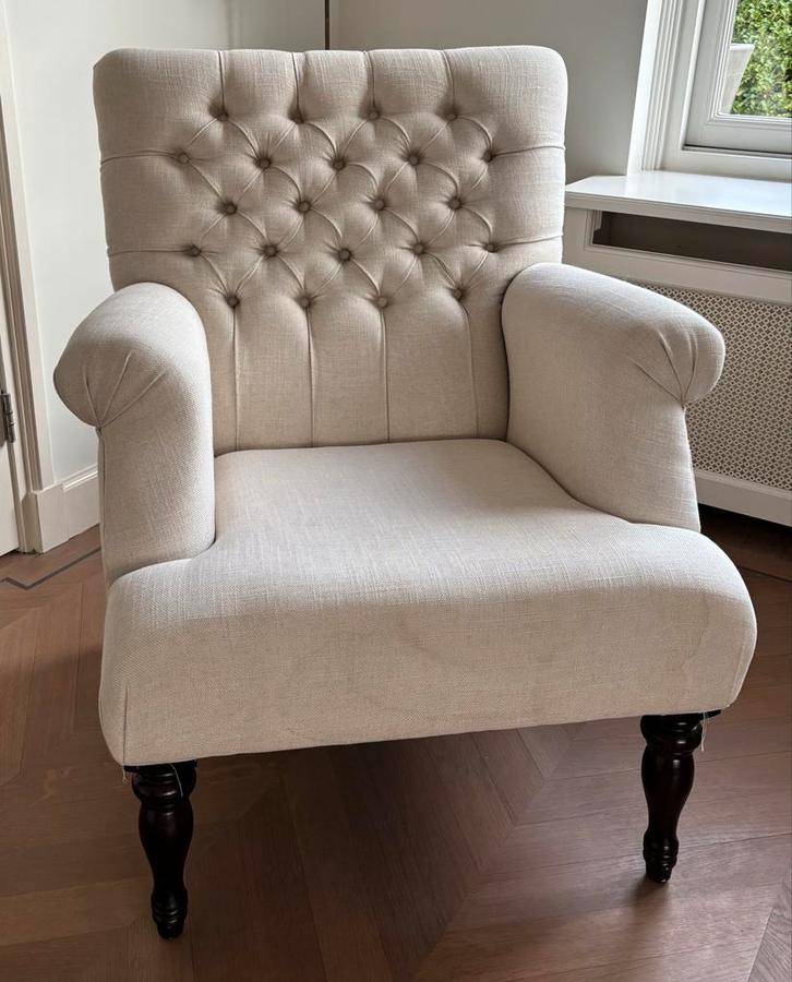 Gecapitonneerde Engelse fauteuil, Huis en Inrichting, Fauteuils, Gebruikt, Stof, 50 tot 75 cm, Minder dan 75 cm, Ophalen