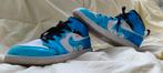 maat 35 custom jordan, Kleding | Heren, Schoenen, Overige kleuren, Sportschoenen, Nike, Ophalen of Verzenden