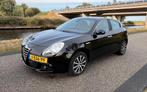 Alfa Romeo Giulietta 1.4 Turbo 2012 Zwart, Auto's, Voorwielaandrijving, 65 €/maand, Stof, Zwart