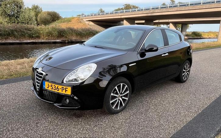 Alfa Romeo Giulietta 1.4 Turbo 2012 Zwart, Auto's, Alfa Romeo, Particulier, Giulietta, Benzine, C, Hatchback, Handgeschakeld, Geïmporteerd