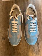 Prada cups lichtblauw, Kleding | Heren, Schoenen, Ophalen of Verzenden, Zo goed als nieuw, Blauw