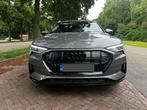 Audi e-tron 55 Quattro 360pk 2019 Grijs met lichte schade, Auto diversen, Schadeauto's, Elektrisch, SUV of Terreinwagen, Zilver of Grijs
