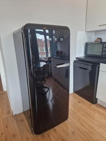 SMEG Koelkast zwart  beschikbaar voor biedingen