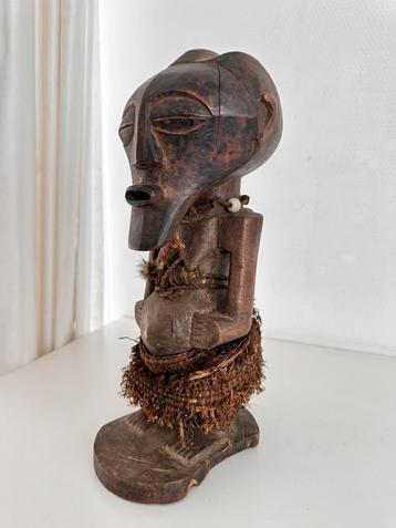 Zeer oude Songye Fetisj krachtbeeld privé Coll. Matadi 1950 beschikbaar voor biedingen