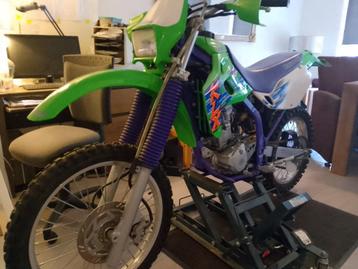 Kawasaki klx 250 oldtimer  beschikbaar voor biedingen
