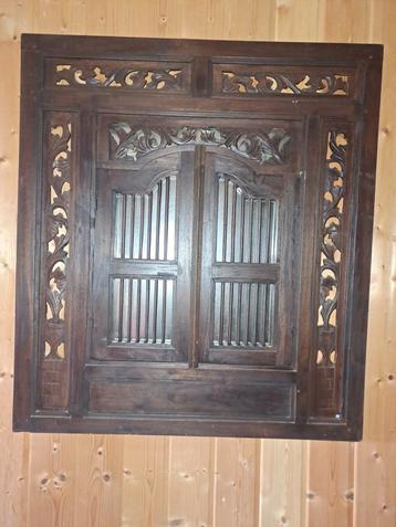 Spiegel beschikbaar voor biedingen