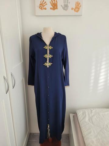 Blauwe Djellaba met Sierlijke Details. Maat SM  beschikbaar voor biedingen